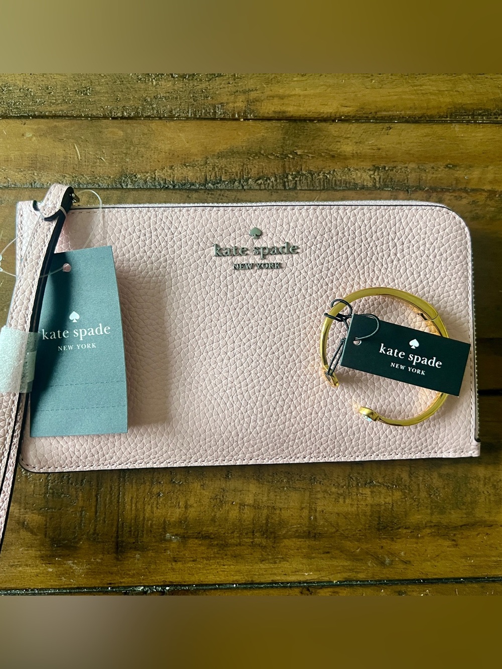 Brand New, Kate Spade Pebbled Leather Medium Wristlet & Spot the Spade Bracelet